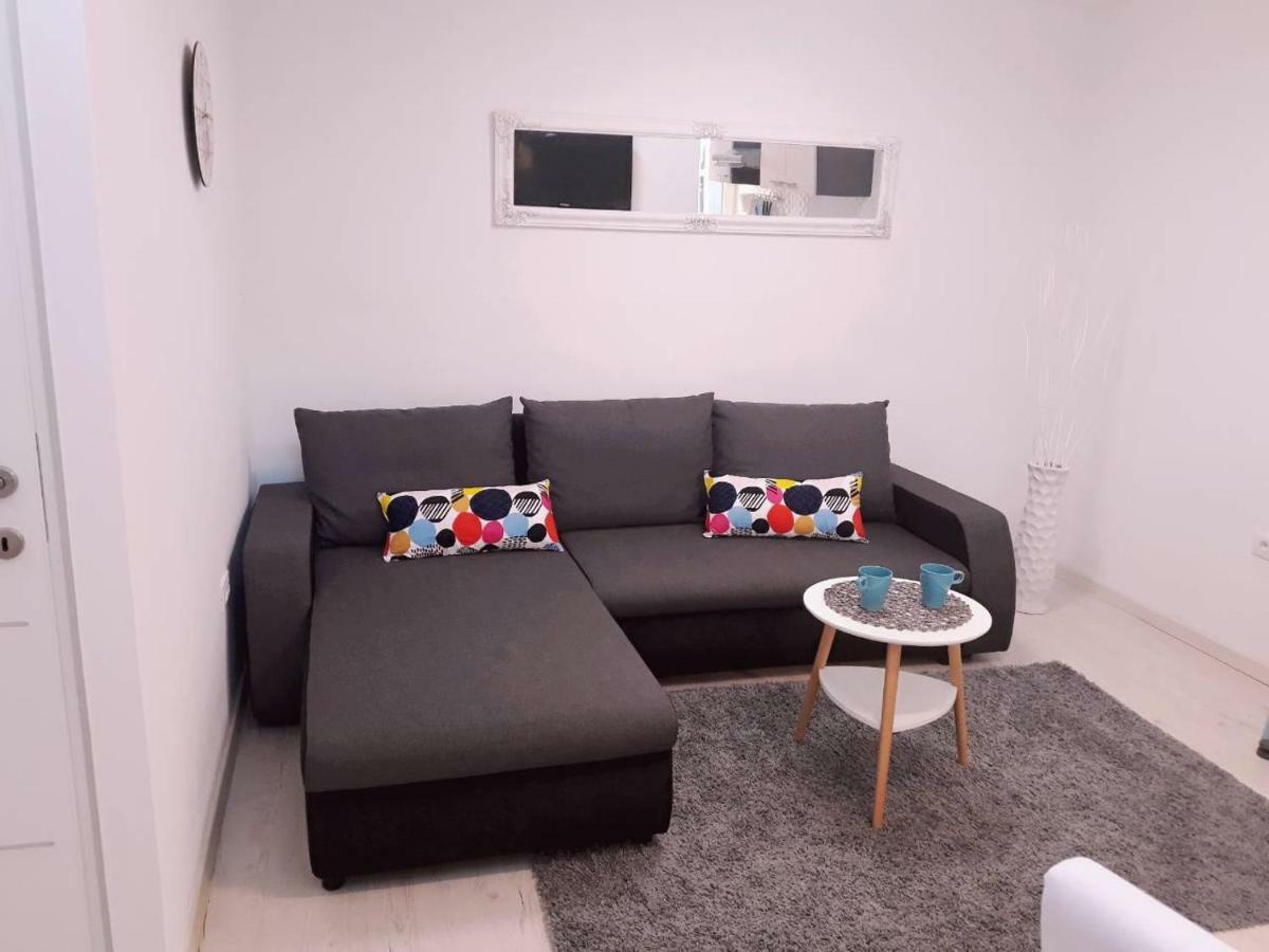Hotel Dajven Pula Exteriér fotografie