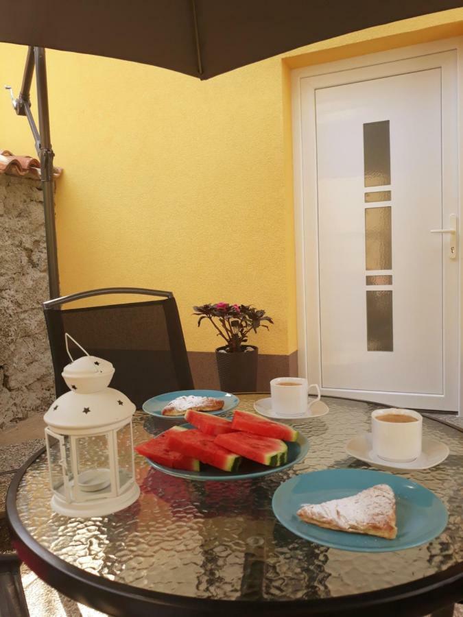 Hotel Dajven Pula Exteriér fotografie